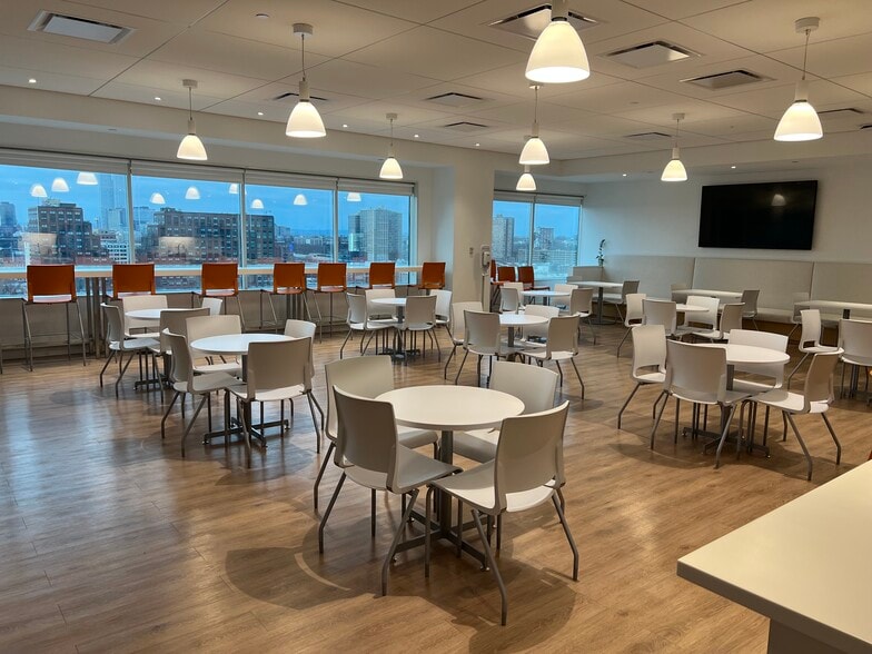 More Photos Of 499 Washington Blvd, Jersey City Office For Lease