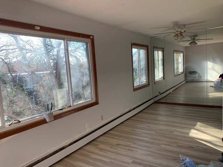 More Photos Of 4001 Mavelle Dr, Edina Apartments For Sale