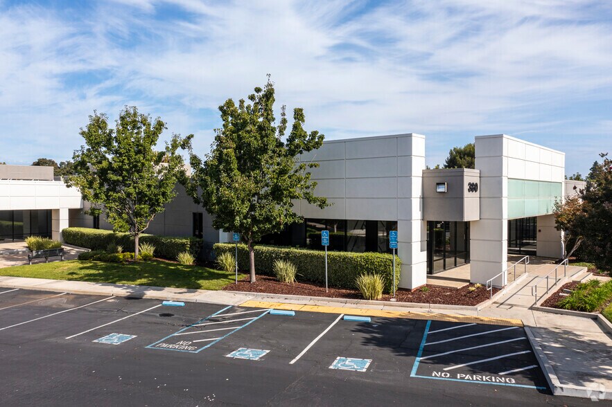 More Photos Of 380 N Bernardo Ave, Mountain View Research And Development For Lease