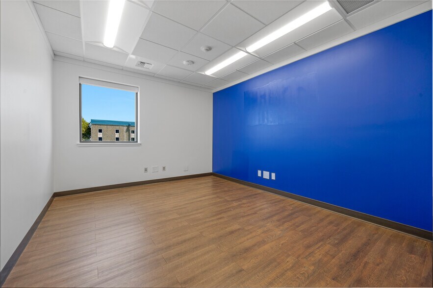 More Photos Of 3102 100th St SW, Everett Warehouse For Lease