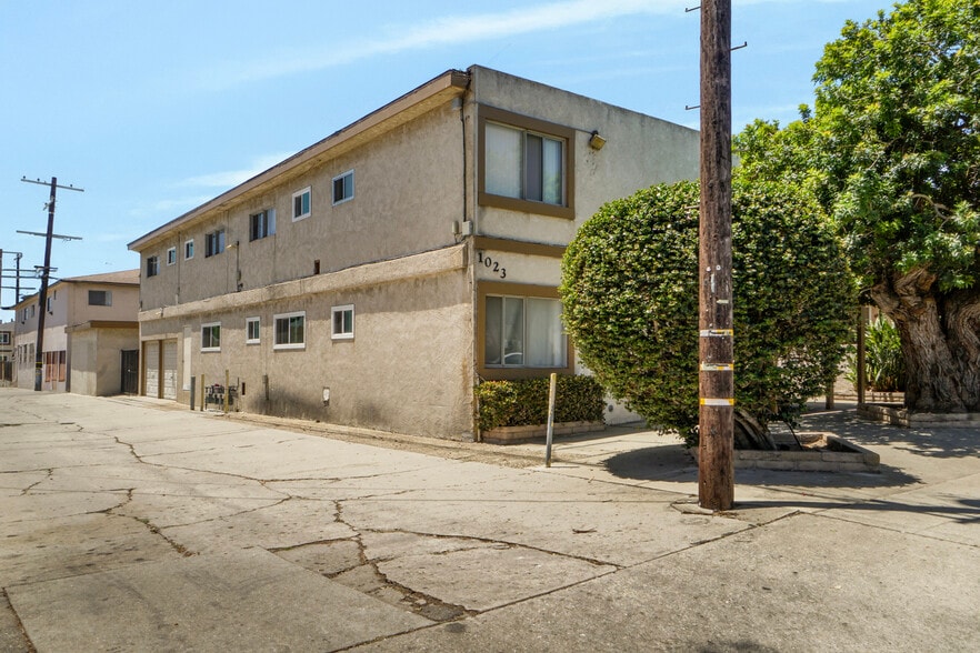 More Photos Of 1023 W 24th St, San Pedro Apartments For Sale
