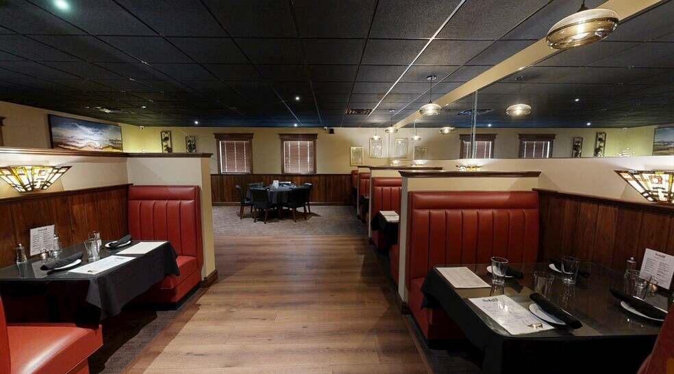 More Photos Of 1509 3rd Ave, Huntington Specialty For Sale