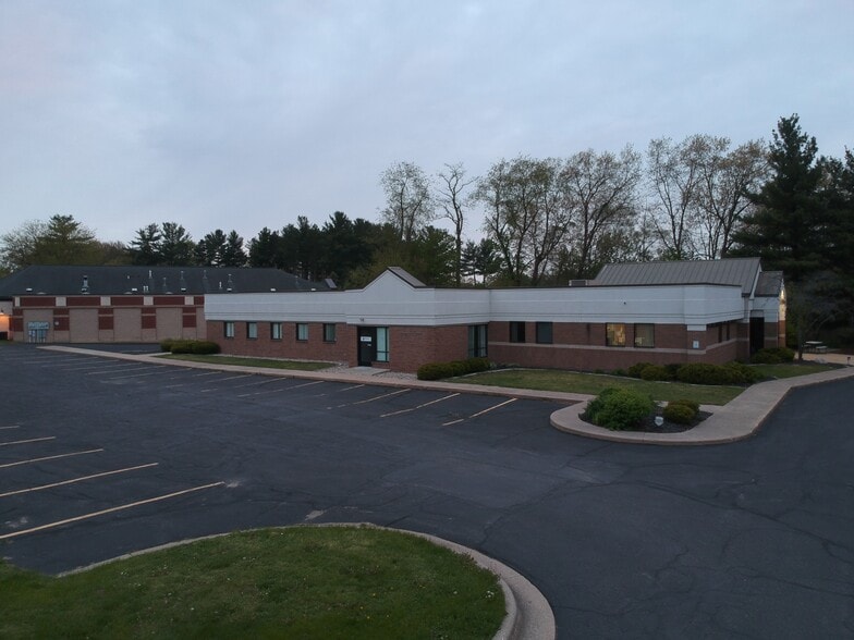 More Photos Of 5171 Plainfield Ave NE, Grand Rapids Medical For Lease