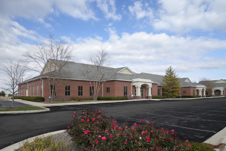 Primary Photo Of 2302-2350 S Dixon Rd, Kokomo Medical For Lease