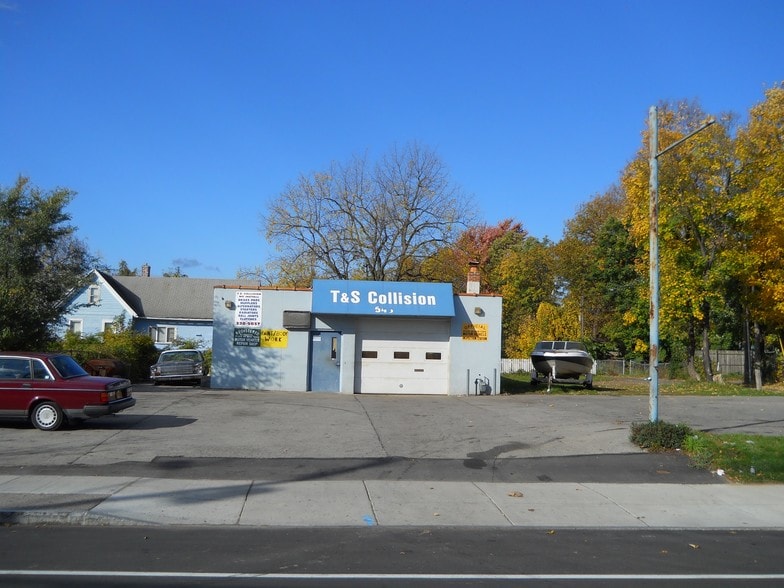 More Photos Of 545 Jefferson Ave, Rochester Auto Repair For Sale
