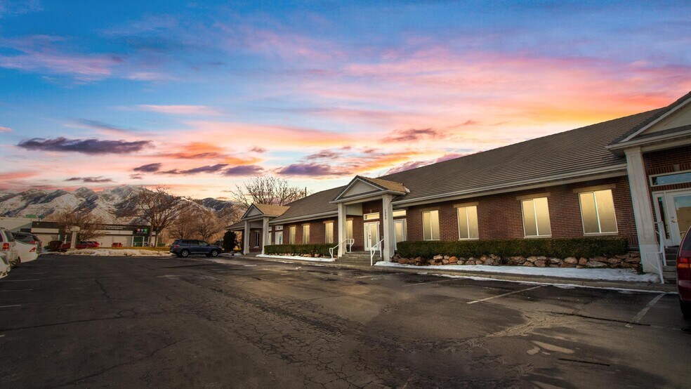 More Photos Of 11576 S State St, Draper Medical For Lease