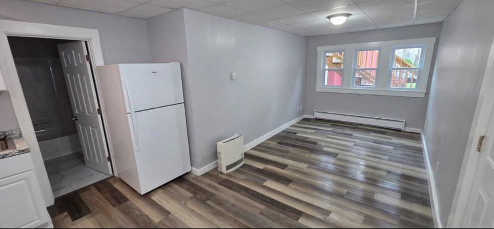 More Photos Of 44 Winter St, Fitchburg Apartments For Sale