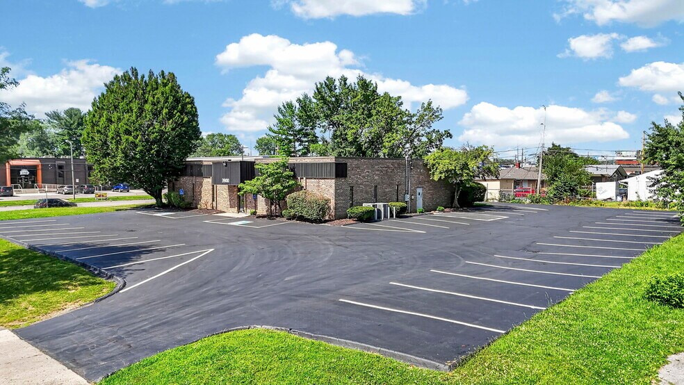 More Photos Of 3900 E Livingston Ave, Columbus Medical For Sale
