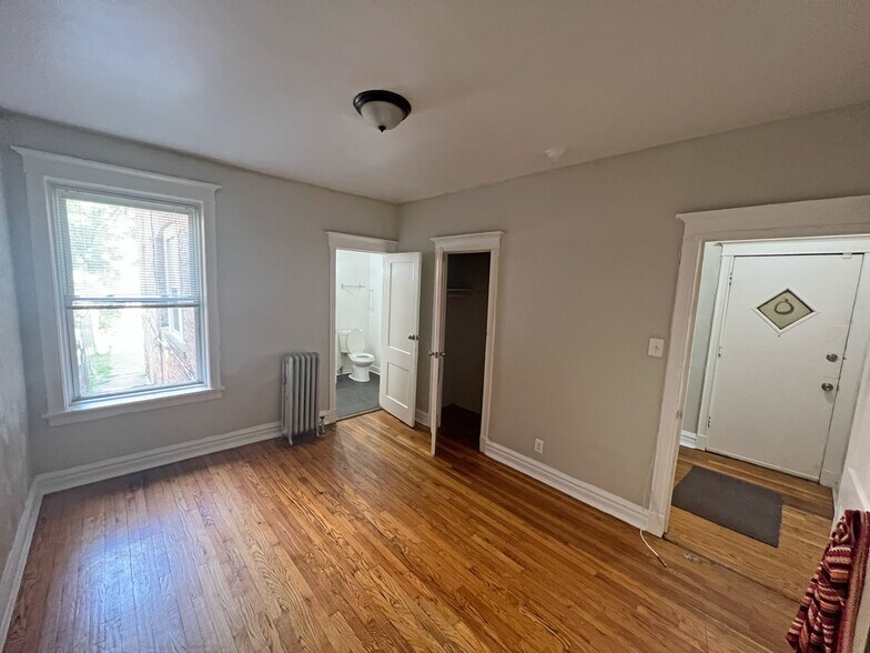 More Photos Of 5847-5849 S Michigan Ave, Chicago Apartments For Sale