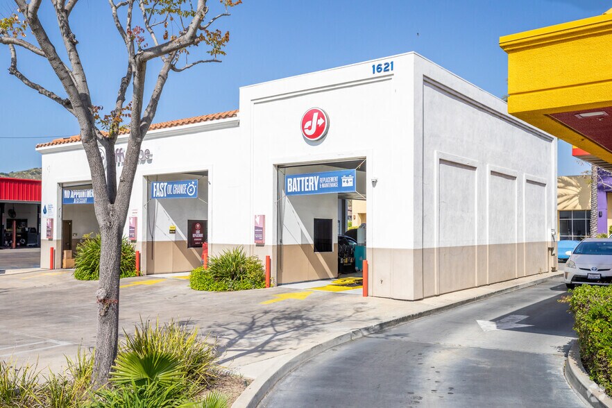 More Photos Of 1611 Magnolia Ave, El Cajon Unknown For Lease
