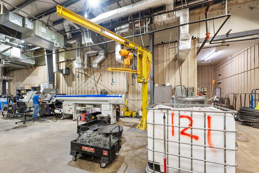 More Photos Of 2 Sunshine Blvd, Ormond Beach Flex For Sale