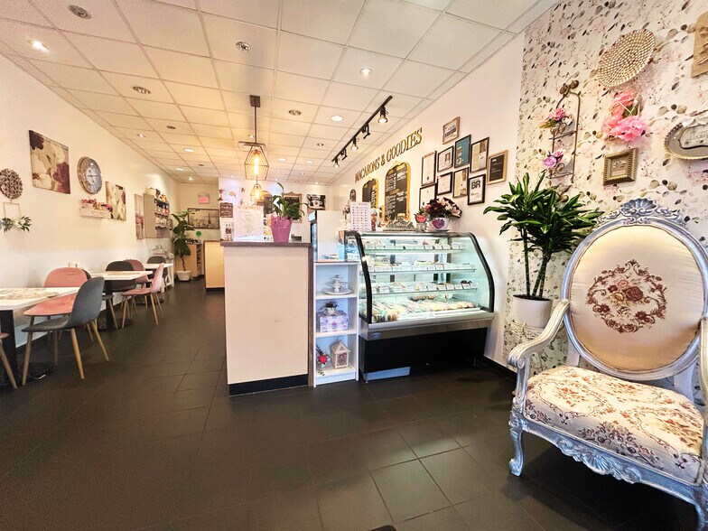 More Photos Of 9404-9412 137 Ave NW, Edmonton Freestanding For Sale