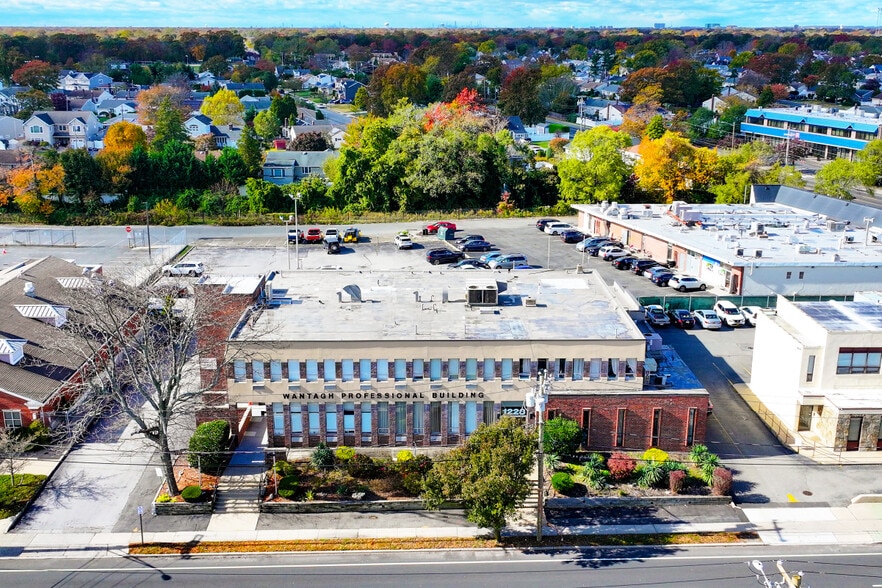 Primary Photo Of 1228 Wantagh Ave, Wantagh Medical For Sale