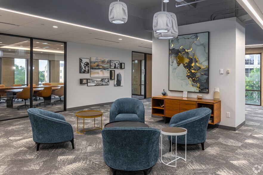 More Photos Of 801 Cherry St, Fort Worth Office For Lease