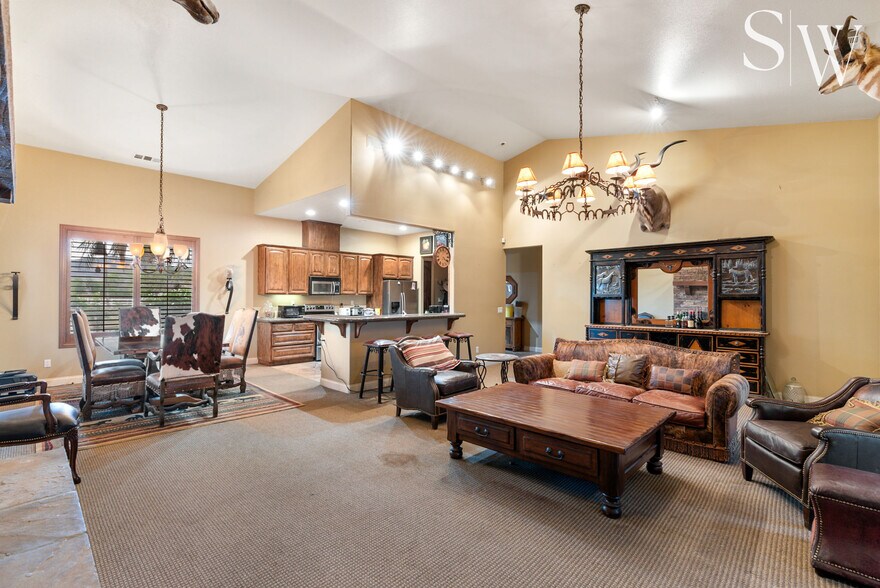 More Photos Of 805 N Sanderson Ave, San Jacinto Specialty For Sale