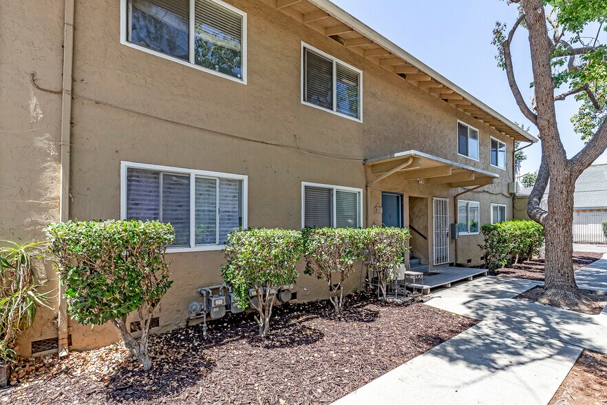 Primary Photo Of 1179 Mesa Dr, San Jose Apartments For Sale