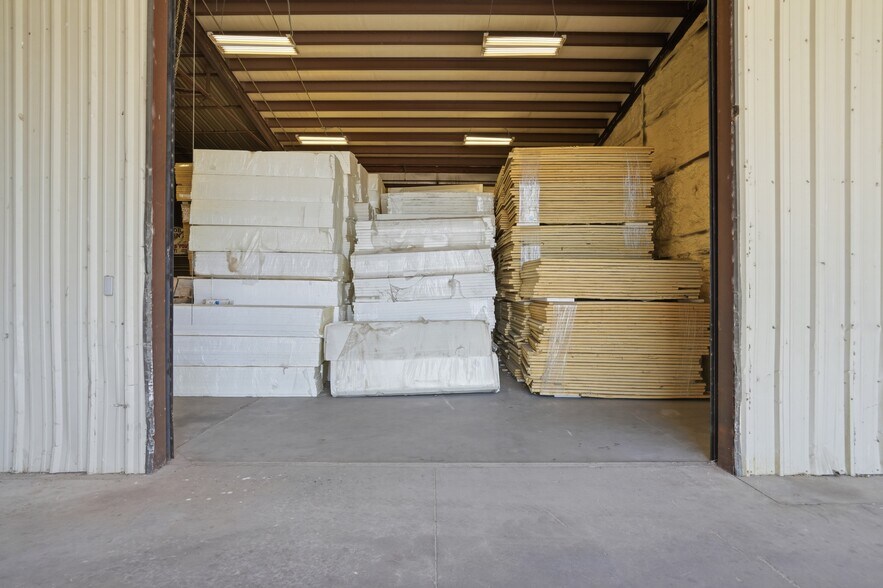 More Photos Of 14220 S Meridian Ave, Oklahoma City Warehouse For Sale