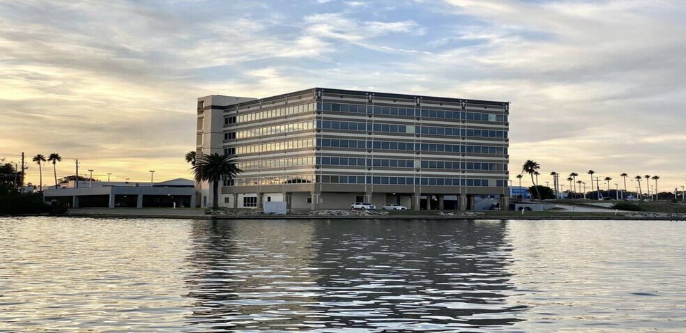 Primary Photo Of 709 S Harbor City Blvd, Melbourne Medical For Lease