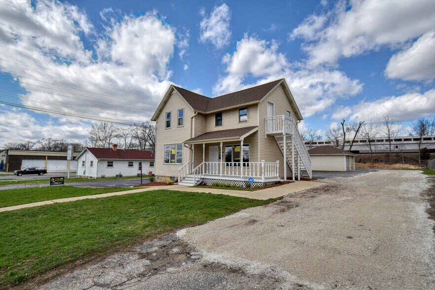 More Photos Of 1208 Lisle Plz, Lisle Medical For Lease