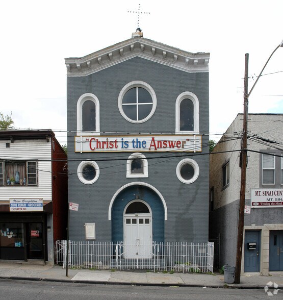 More Photos Of 386 Jersey St, Staten Island Religious Facility For Sale