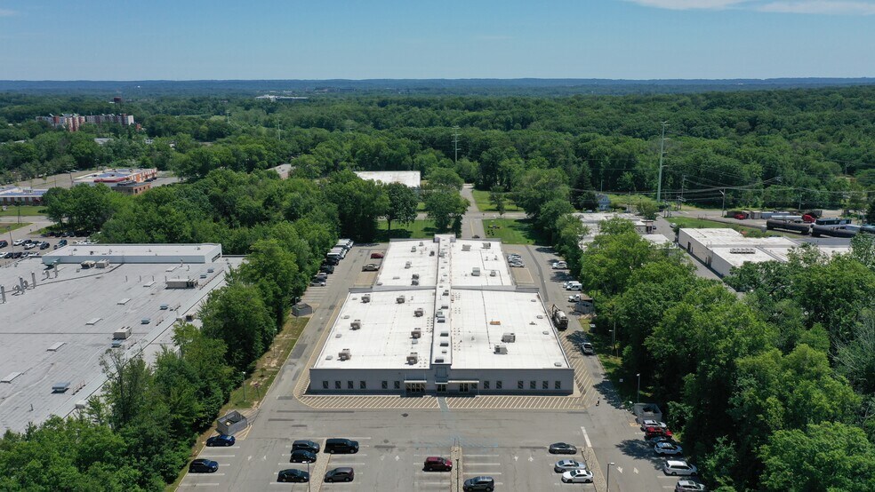 More Photos Of 58-60 S Jefferson Rd, Whippany Warehouse For Lease