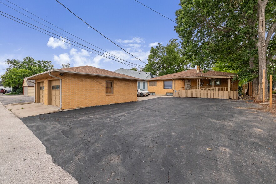 More Photos Of 924 Quincy St, Rapid City Office Residential For Sale