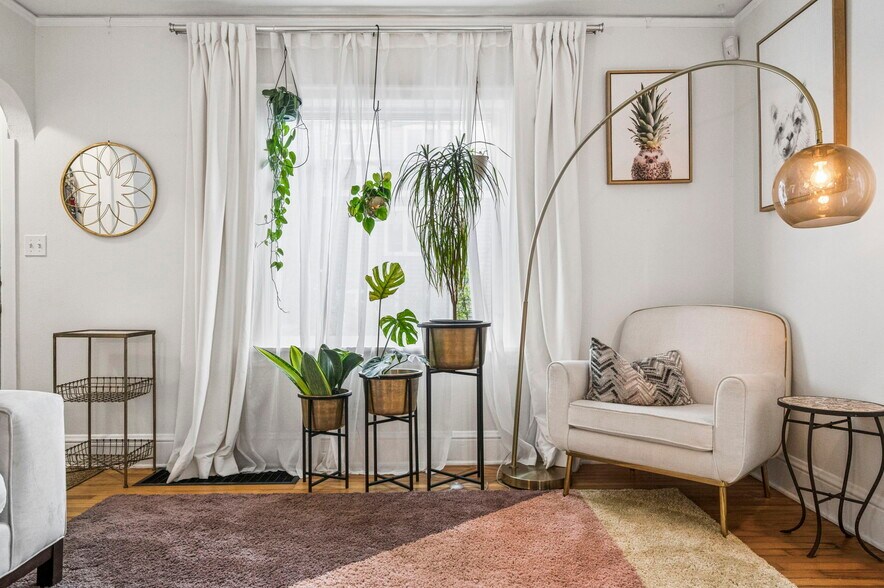 More Photos Of 11020 N Moore Ave, Portland Flex For Sale