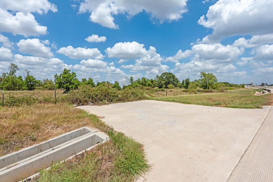 More Photos Of 1408 Ward Bend Rd, Sealy Land For Sale