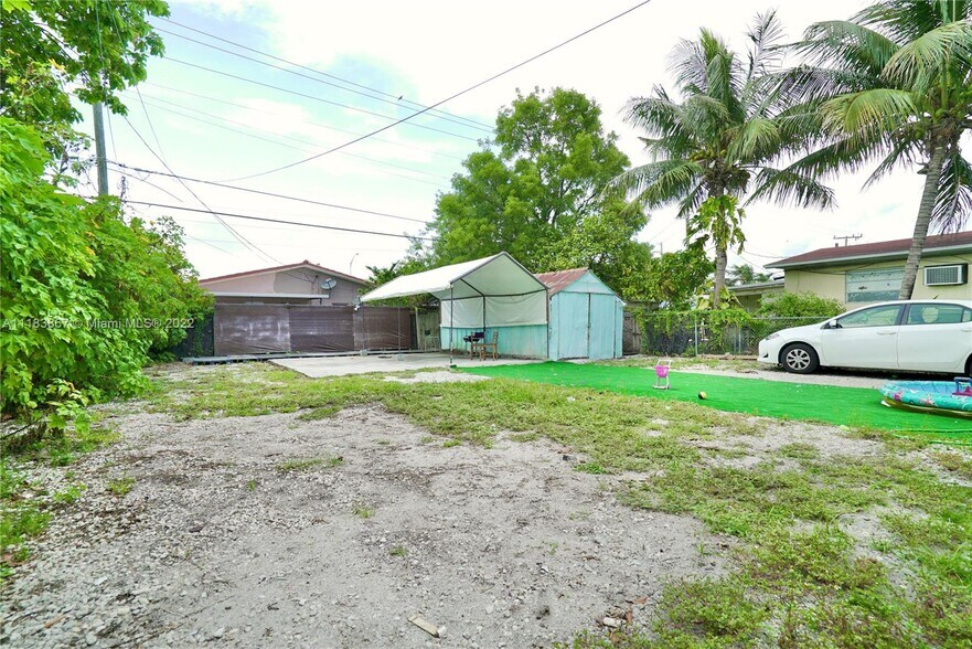 More Photos Of 221 E 9th St, Hialeah Office Residential For Sale