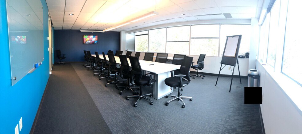 More Photos Of 3600 136th Pl SE, Bellevue Coworking Space