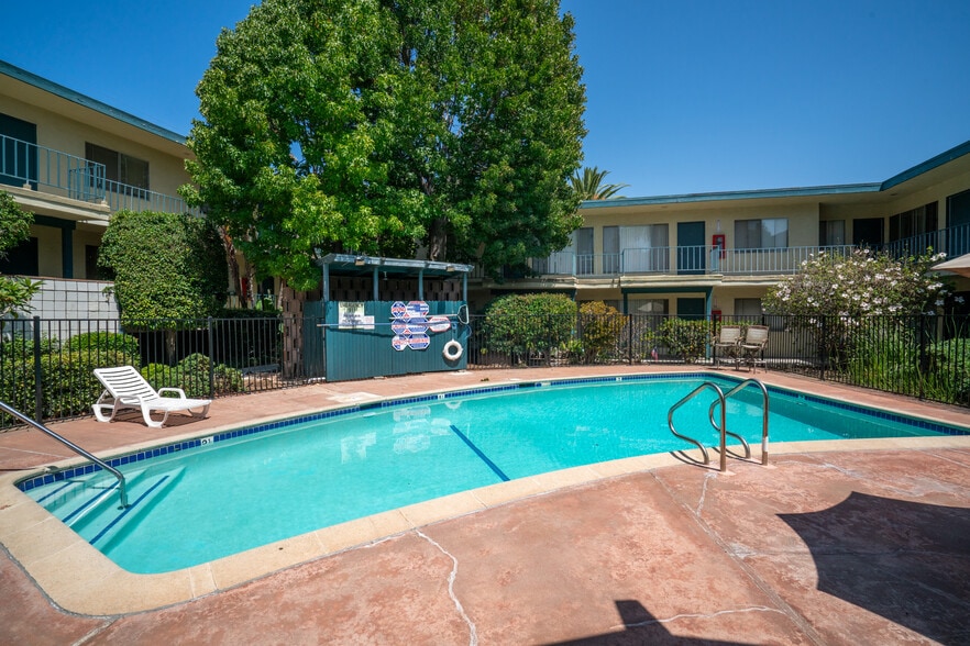 More Photos Of 3929 W 242nd St, Torrance Apartments For Sale