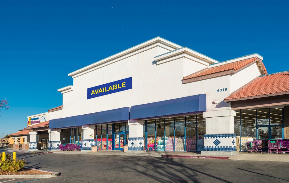 Primary Photo Of 4319 Elkhorn Blvd, Sacramento Supermarket For Sale