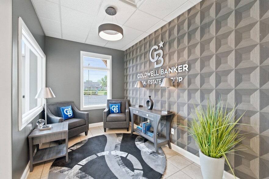 More Photos Of 9109 Stellhorn Crossing Blvd, Fort Wayne Office For Lease