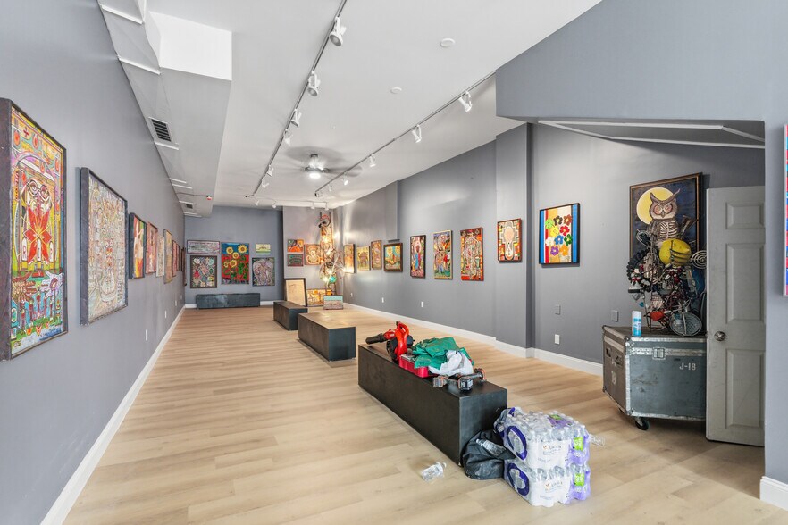 More Photos Of 522 Market st, Chester General Retail For Lease
