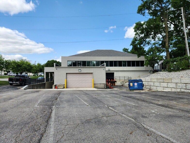 More Photos Of 6816 Lauffer Rd, Columbus Flex For Sale
