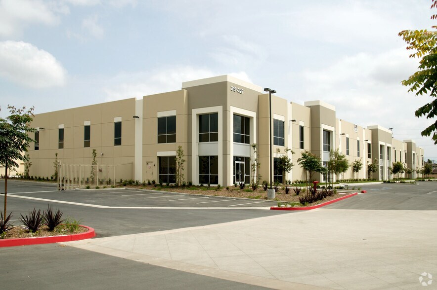 More Photos Of 139-189 N Sunset Blvd, City Of Industry Unknown For Lease