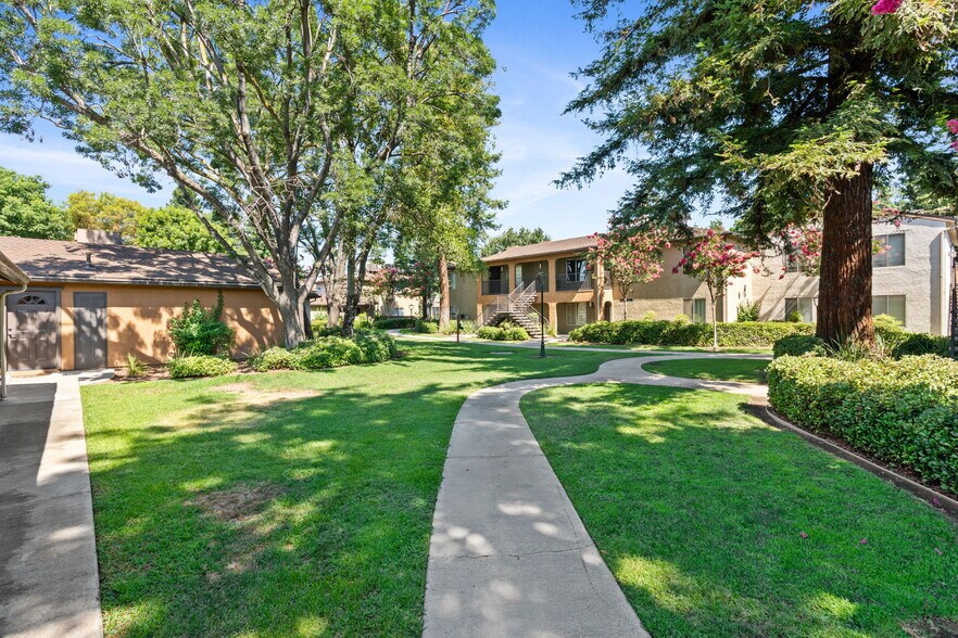 More Photos Of 5145 E Lane Ave, Fresno Apartments For Sale