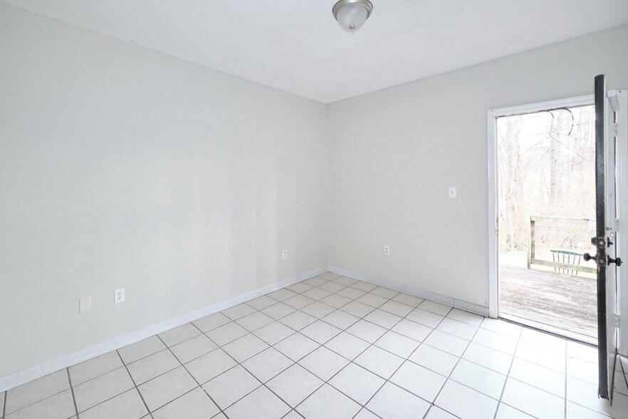 More Photos Of 2215 Buffalo Trl, Morristown Apartments For Sale