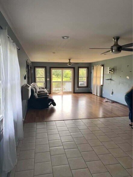 More Photos Of N18078 County Road T, Galesville General Retail For Sale