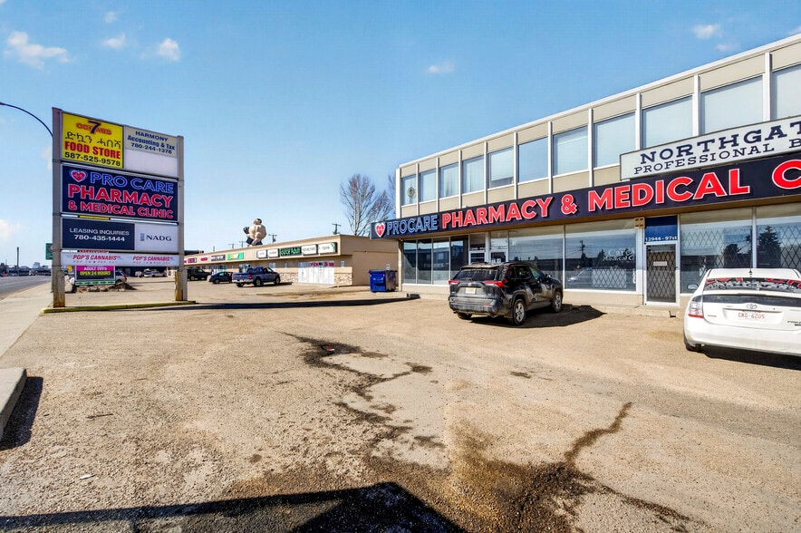More Photos Of 12940-12946 97th St NW, Edmonton Storefront Retail Office For Sale