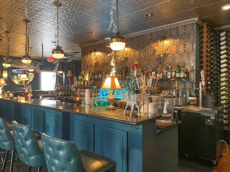 More Photos Of 321 Hartz Ave, Danville Storefront Retail Office For Sale