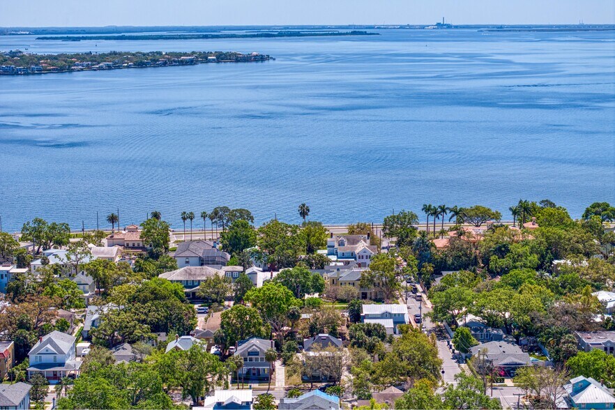 More Photos Of 1720 W Hills Ave, Tampa Apartments For Sale