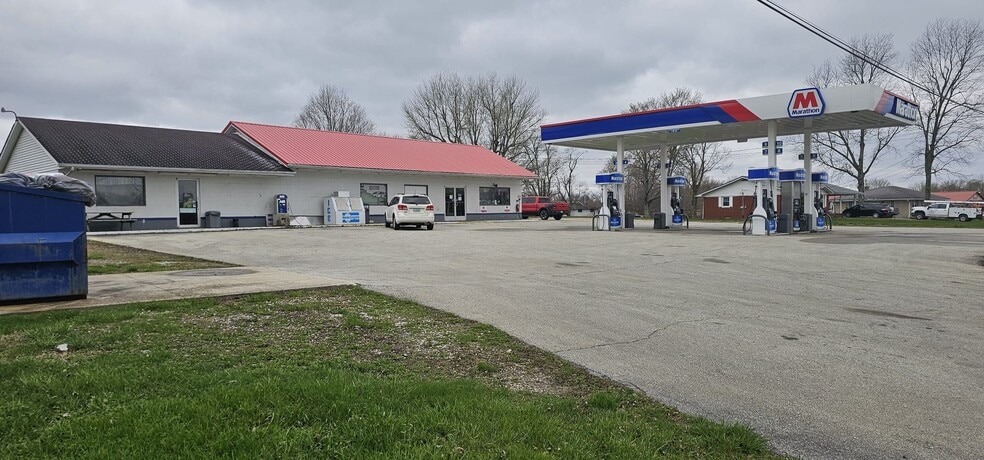 More Photos Of 3008e US-60, Harned General Retail For Sale