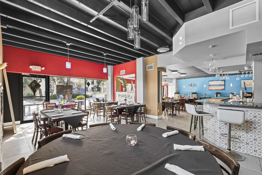 More Photos Of 502-504 Lucerne Ave, Lake Worth Restaurant For Lease