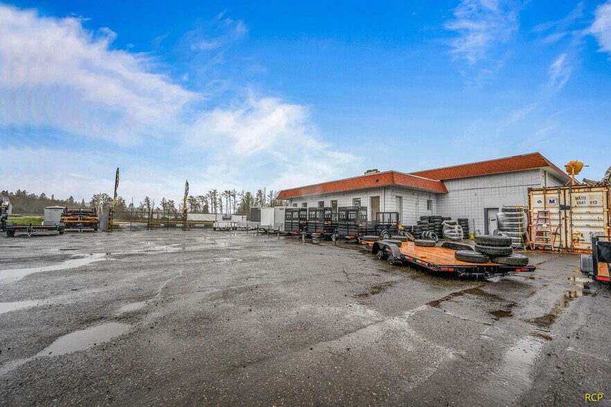More Photos Of 53026 NW Thornton Dr, Scappoose Warehouse For Sale