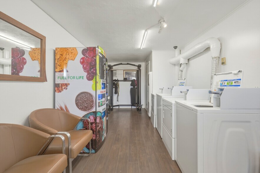 More Photos Of 311 E Main St, Vernal Hotel For Sale