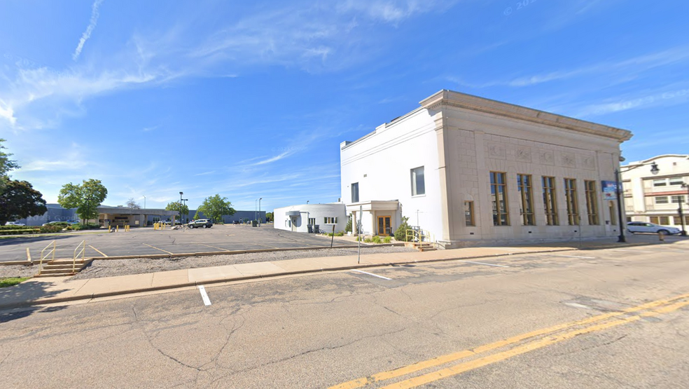 Primary Photo Of 311 W Grand Ave, Wisconsin Rapids Office For Sale