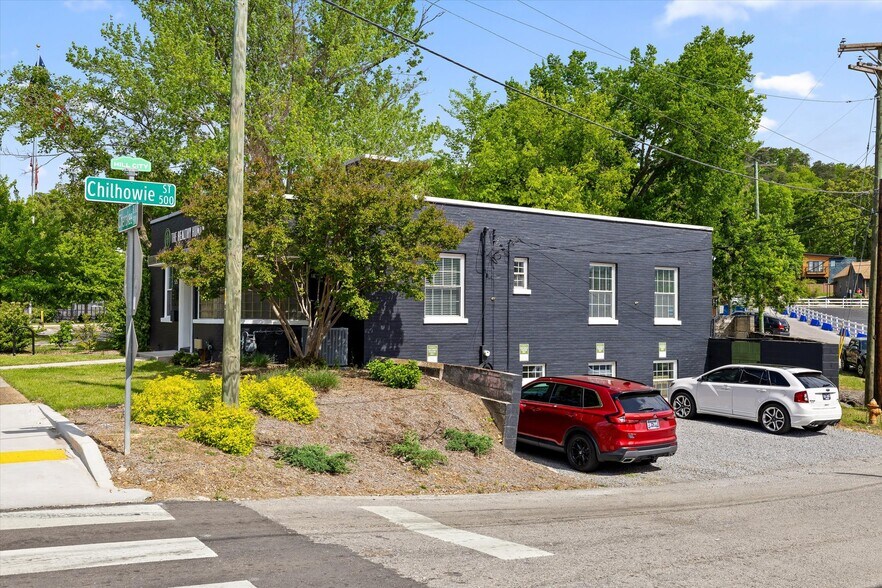 More Photos Of 525 Cherokee Blvd, Chattanooga Office For Lease