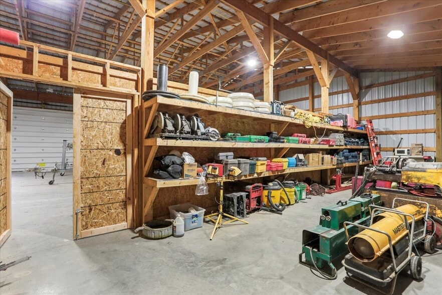 More Photos Of 87 W Lee St, Hagerstown Office For Sale