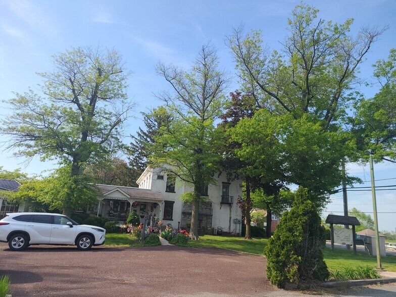 More Photos Of 1500 E Philadelphia Ave, Gilbertsville Land For Lease